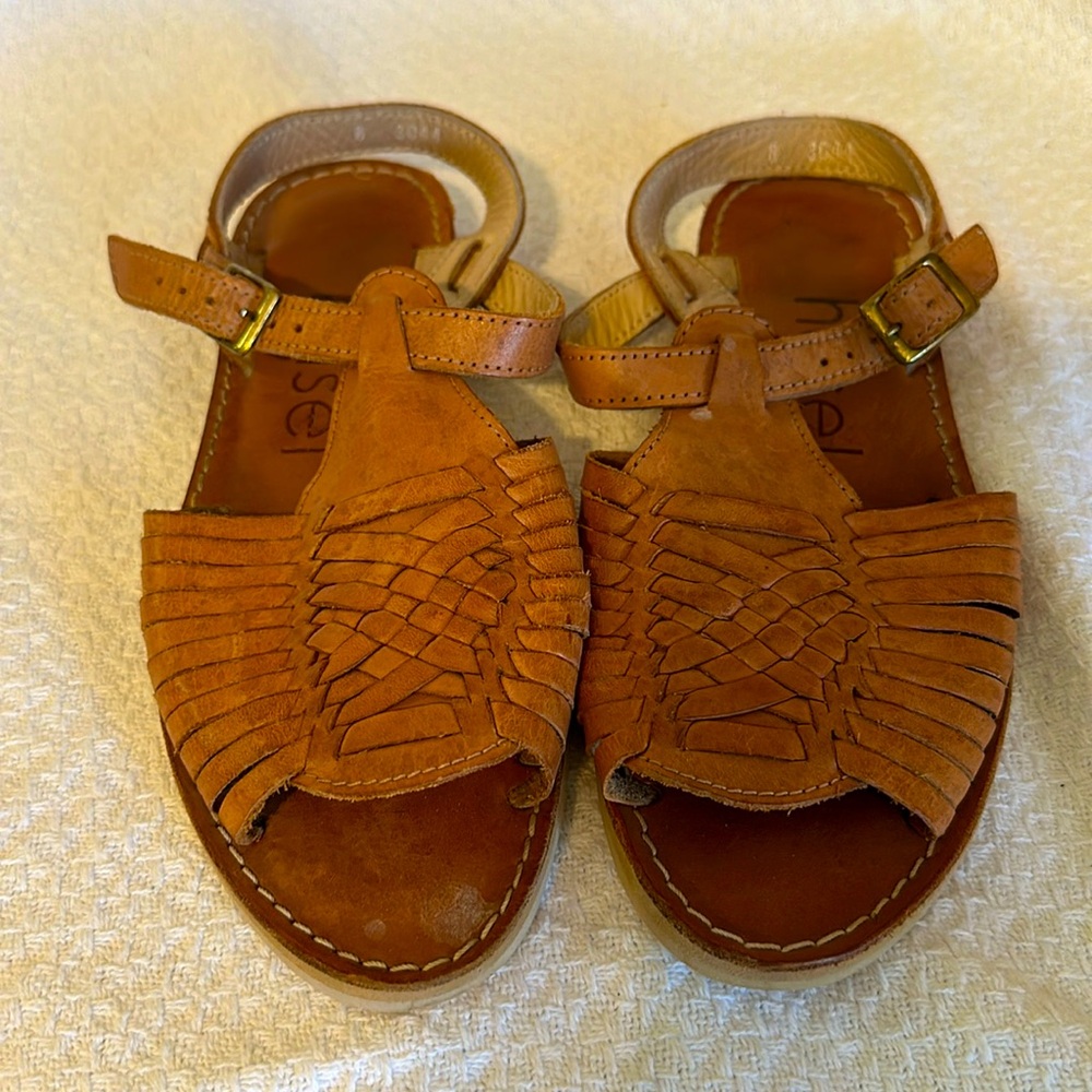 Brown open toed sandals